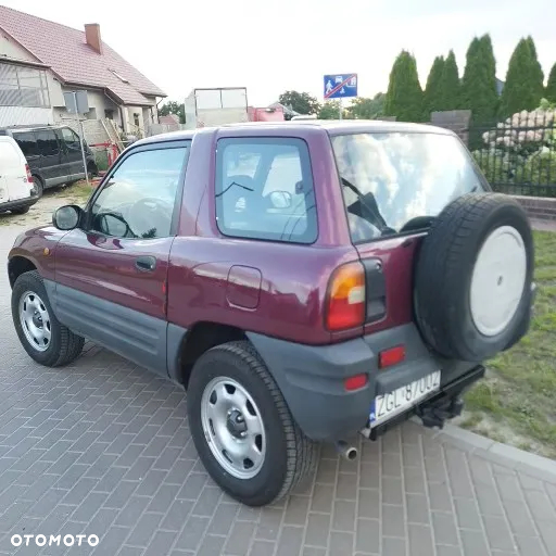 Toyota RAV4 2.0 - 2