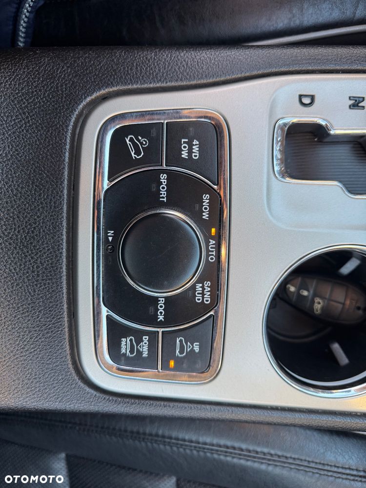 Jeep Grand Cherokee 3.0I CRD Overland Summit - 35