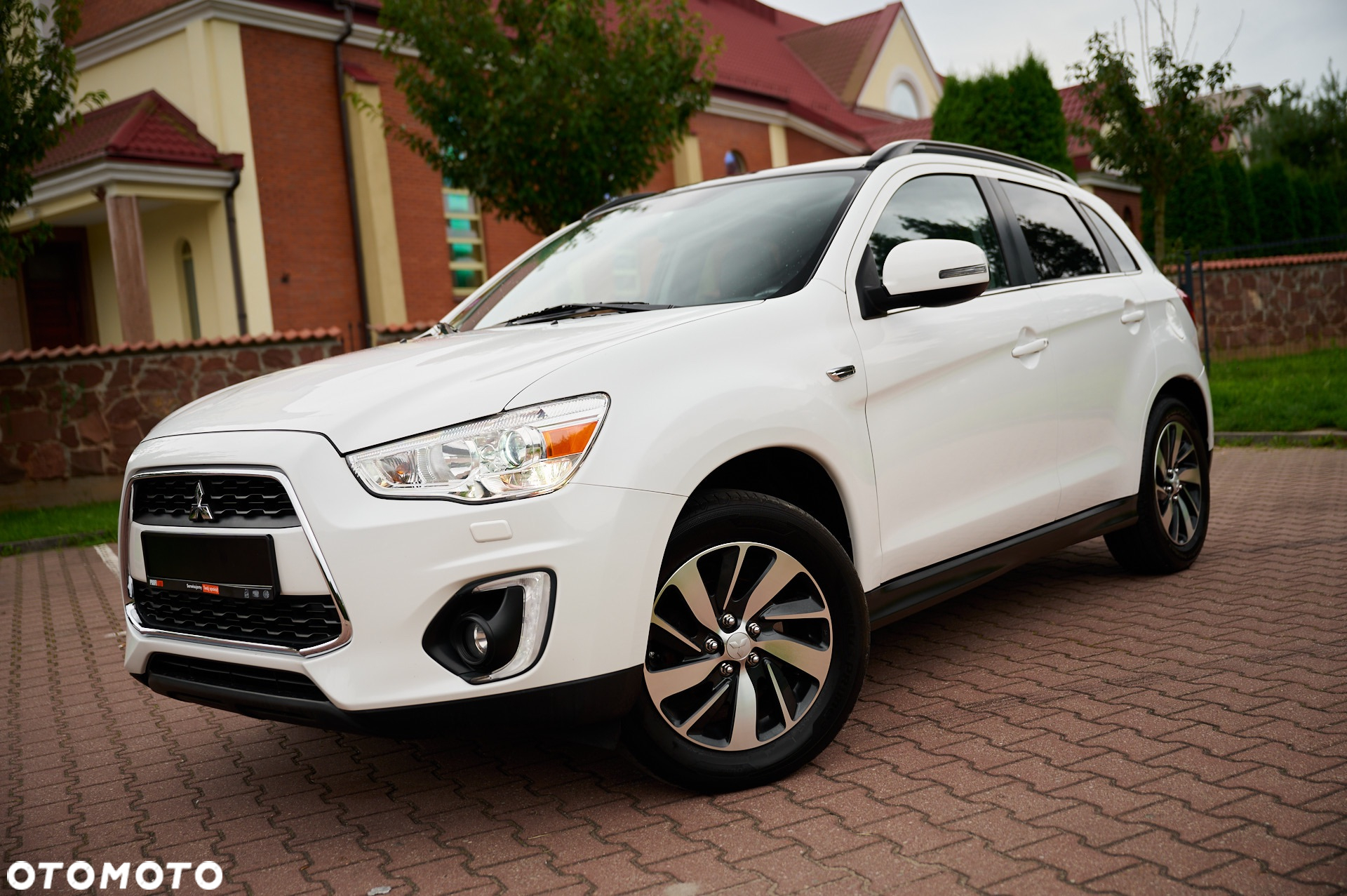 Mitsubishi ASX - 3