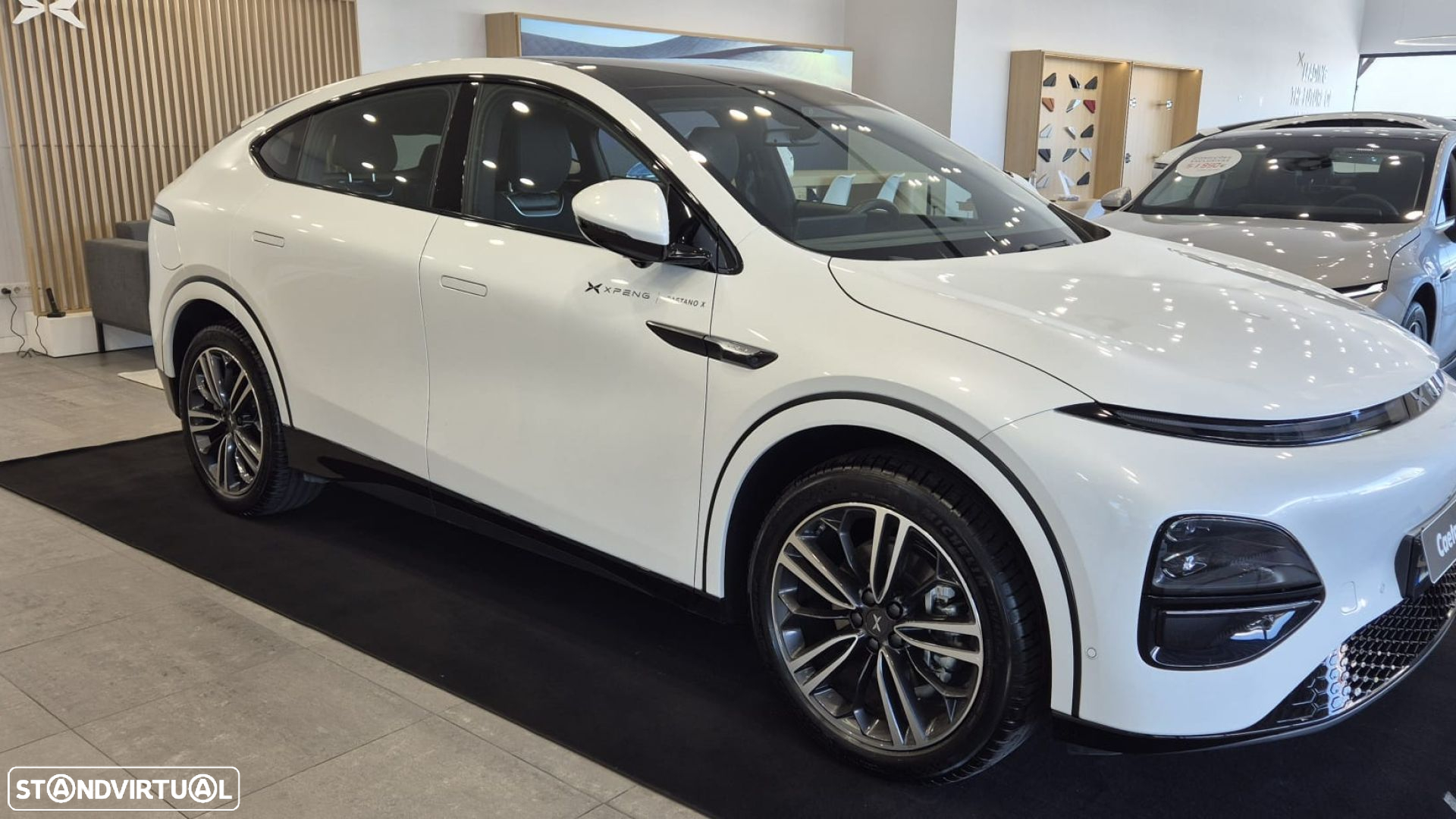 Xpeng G6 87.5 kWh Long Range + Gancho de Reboque - 3