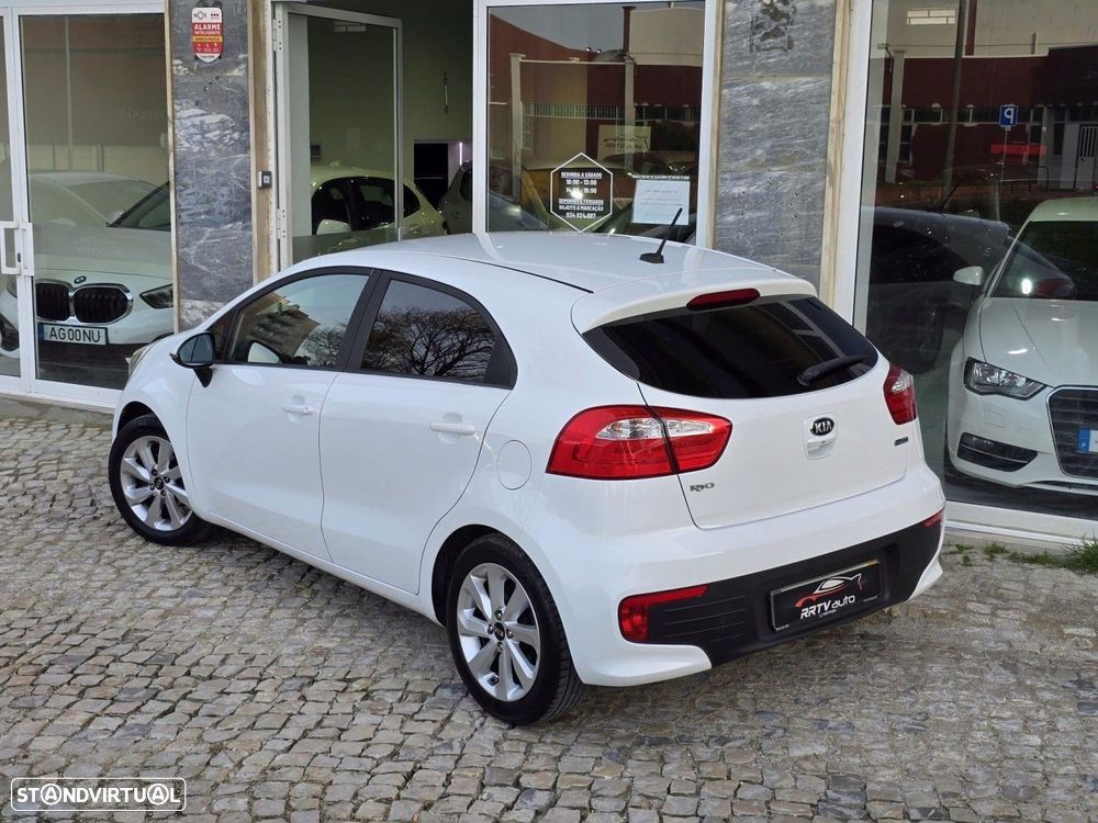 Kia Rio 1.1 CRDi EX ISG - 2