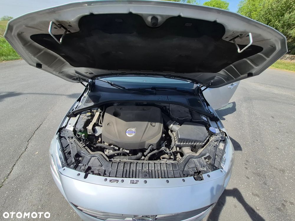 Volvo V60 D2 Drive-E Dynamic Edition (Kinetic) - 12