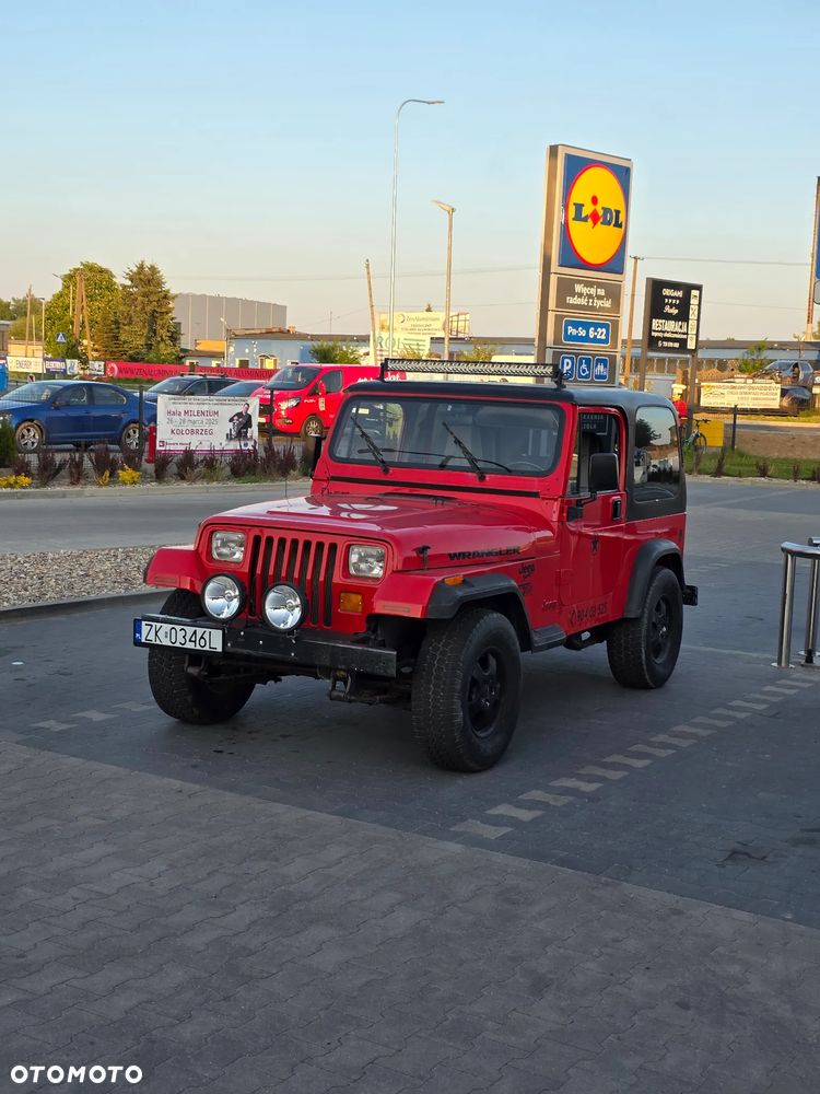Jeep Wrangler - 1