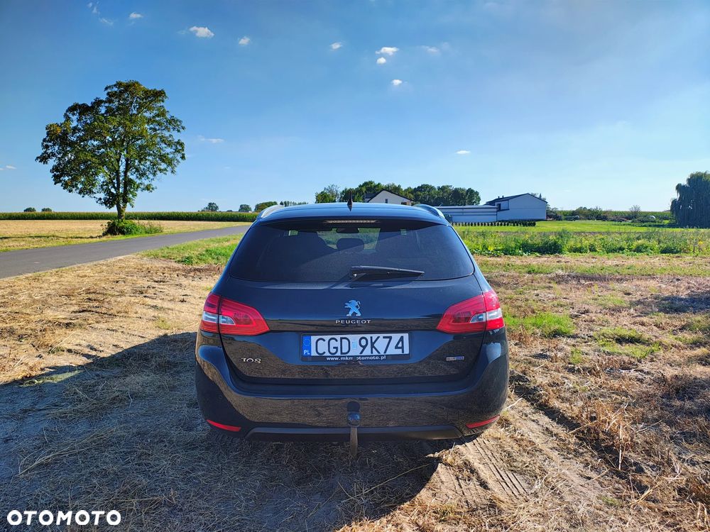 Peugeot 308 - 4