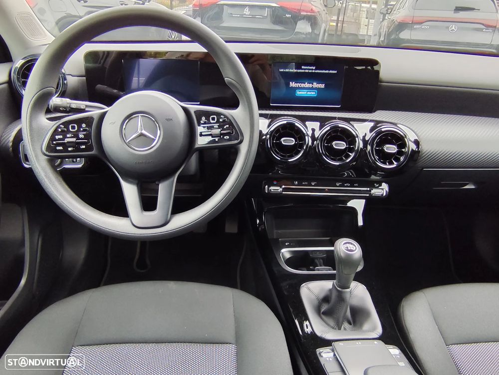 Mercedes-Benz A 180 d Edition 2020 - 7