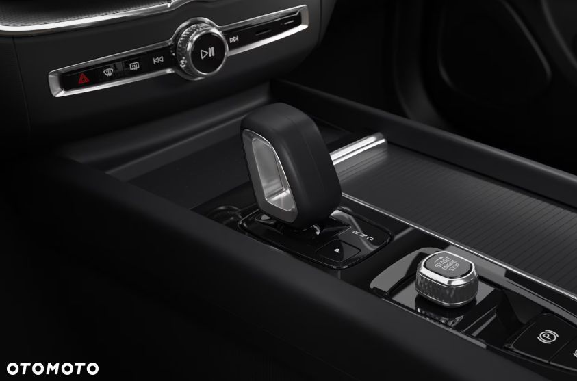 Volvo XC 60 B5 B AWD Core - 4