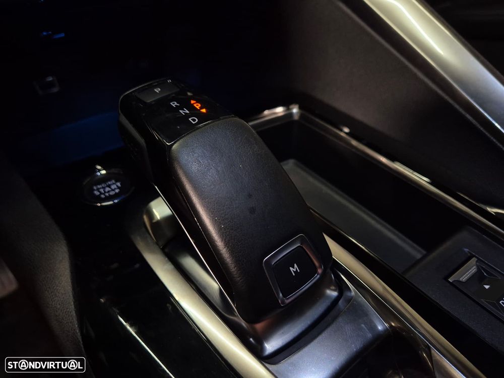 Peugeot 3008 1.5 BlueHDi Allure Pack EAT8 - 37