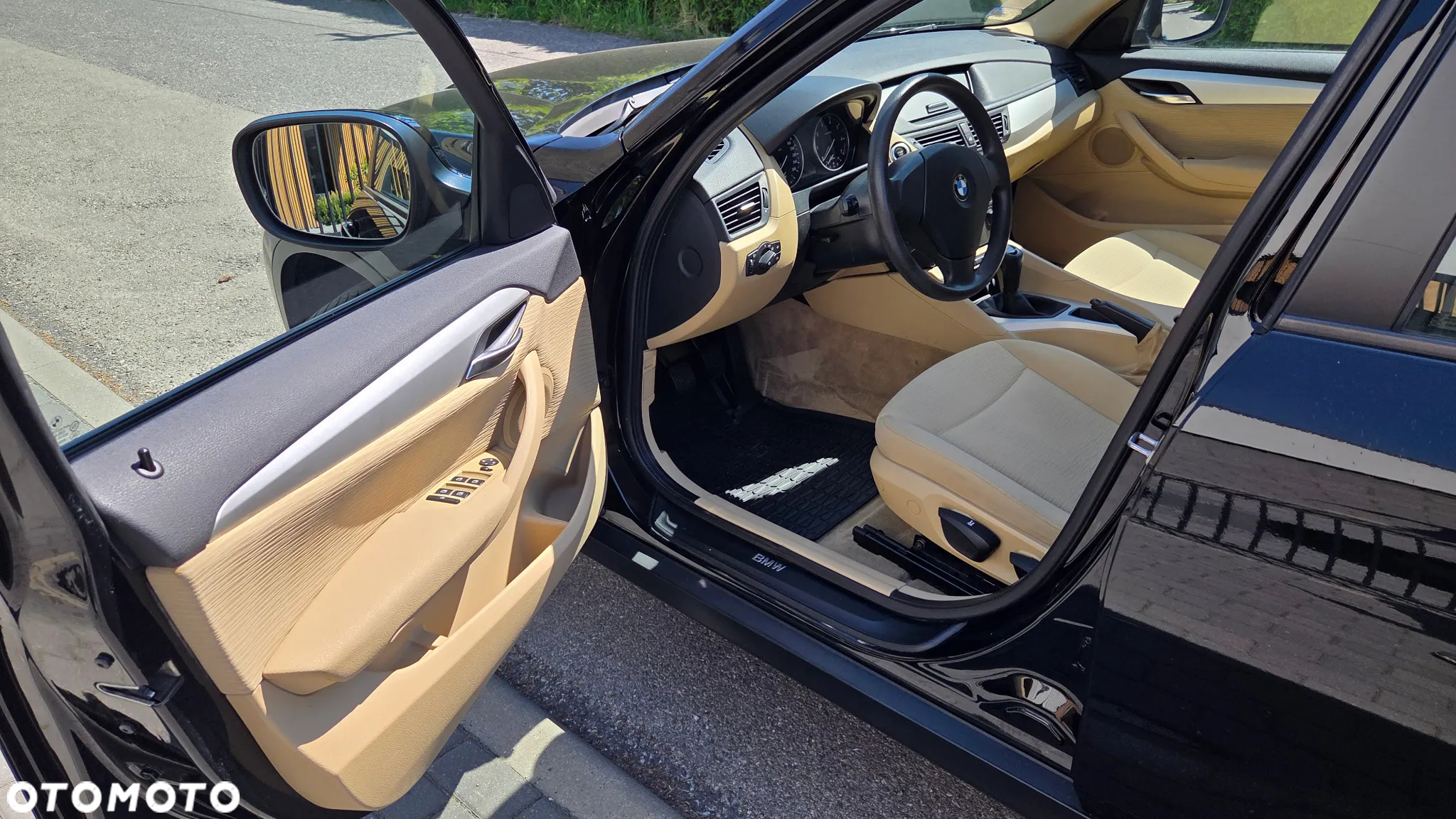 BMW X1 sDrive18i - 23