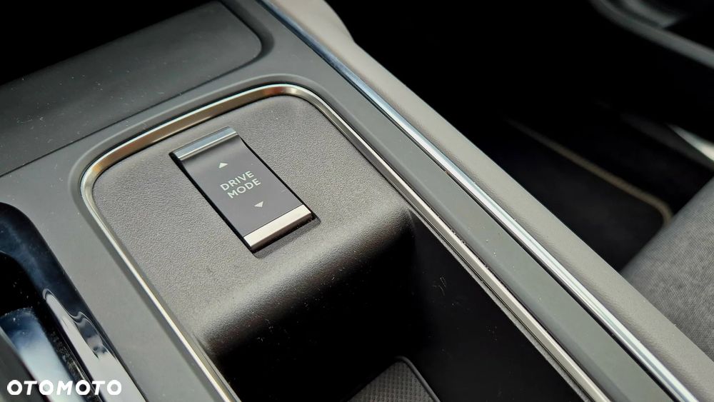 Citroën C5 Aircross 1.6 PHEV 225 Shine Pack EAT8 - 24