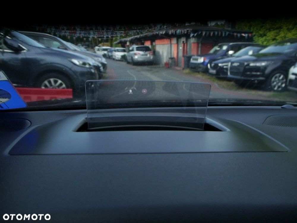 Ford Focus 1.5 EcoBlue Start-Stopp-System ST-LINE DESIGN - 20