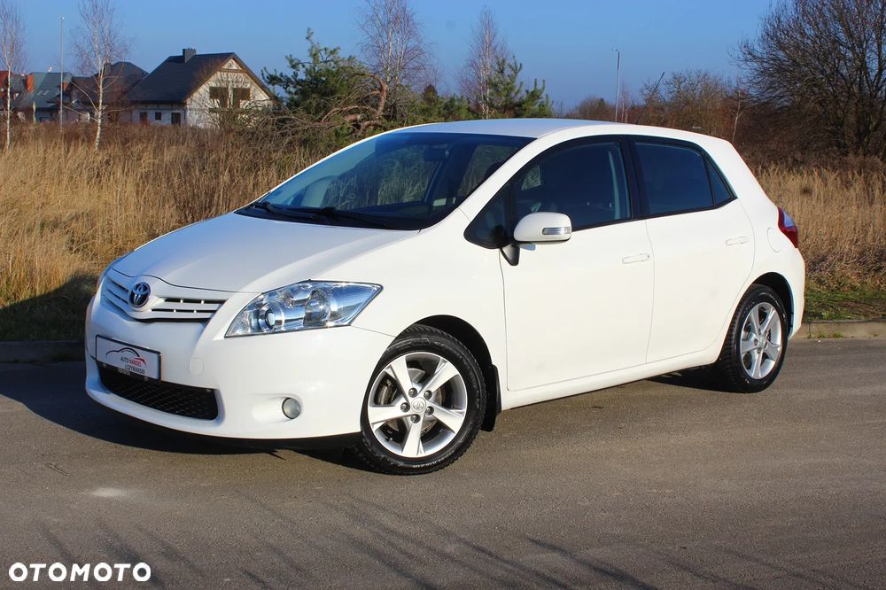 Toyota Auris 1.6 Executive - 8