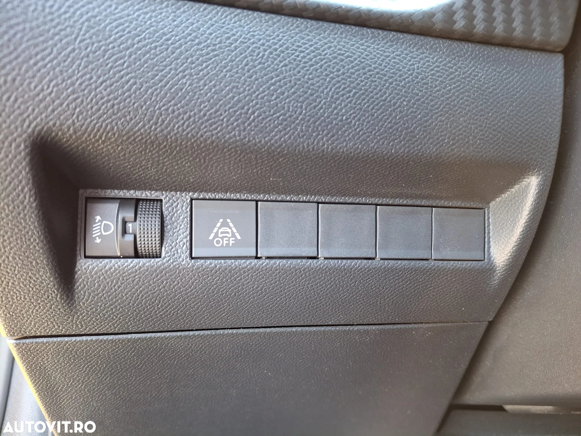 Peugeot 208 1.2 L PureTech STT Active Pack - 13