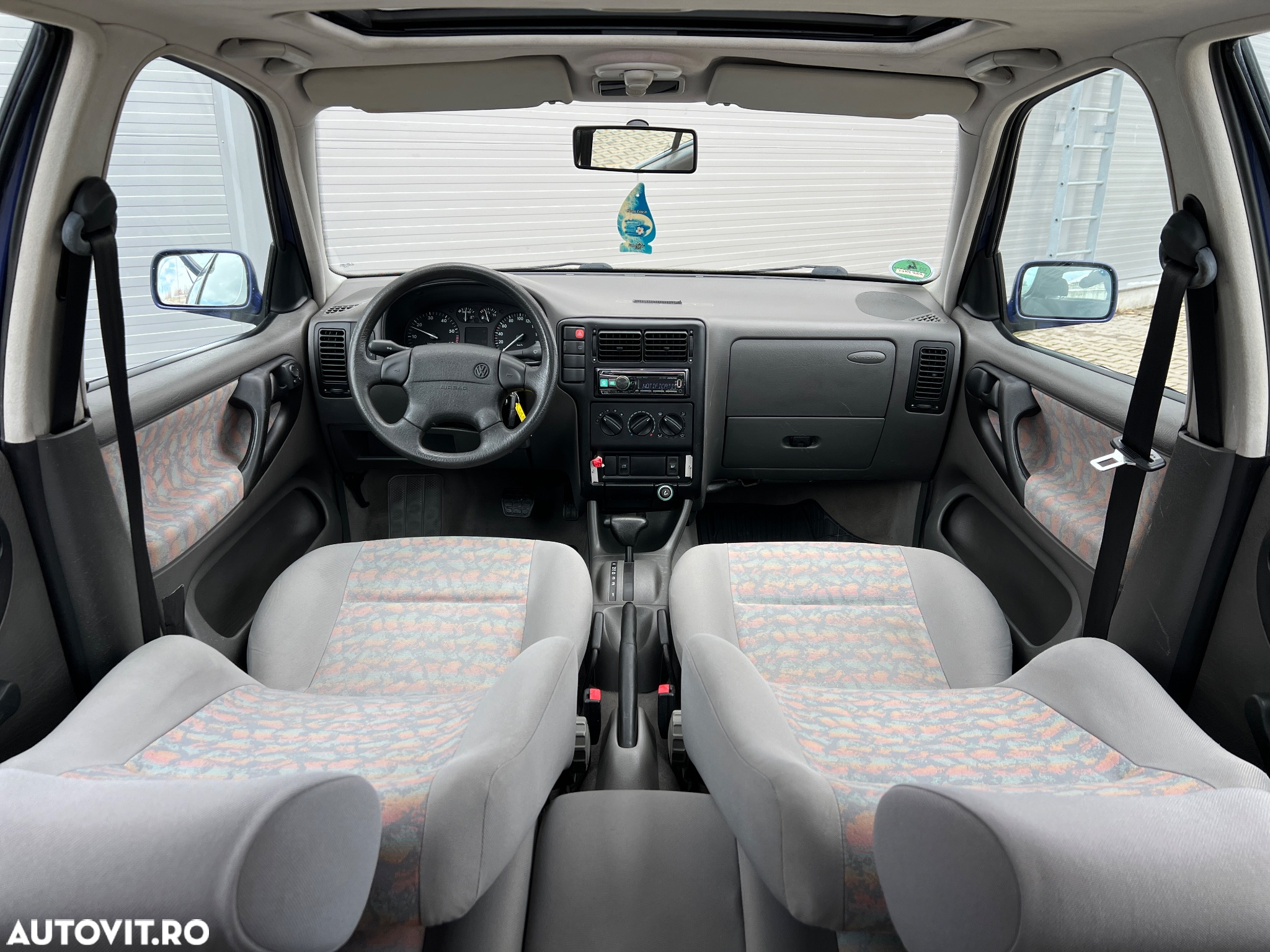 Volkswagen Polo - 8