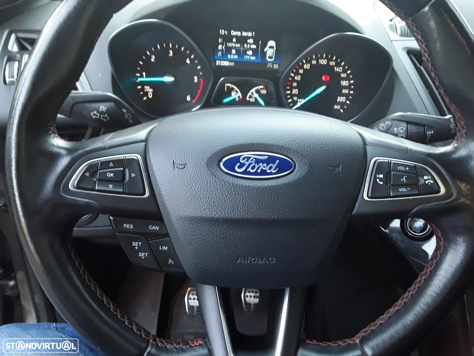 Ford Kuga 1.5 TDCi ST-Line Limited Edition - 20
