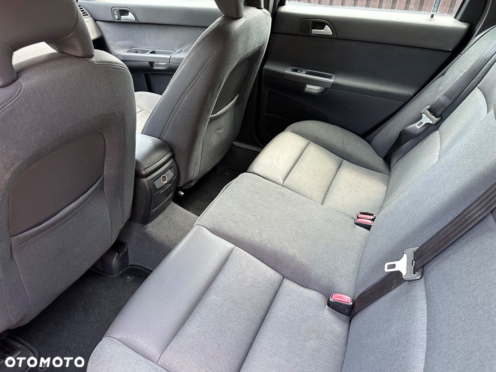 Volvo V50 - 11
