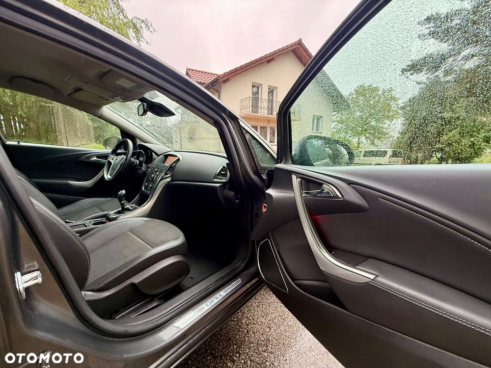Opel Astra 1.7 CDTI Cosmo - 33