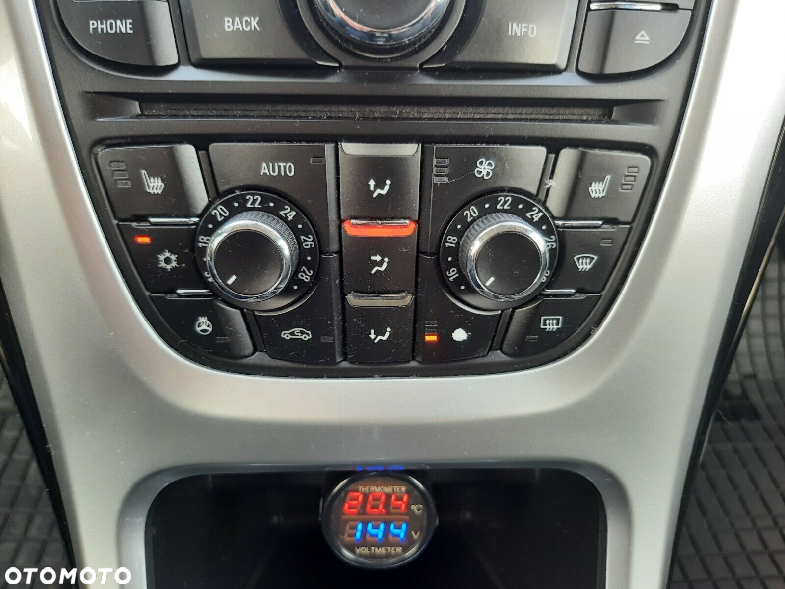 Opel Astra IV 1.4 T Active - 21