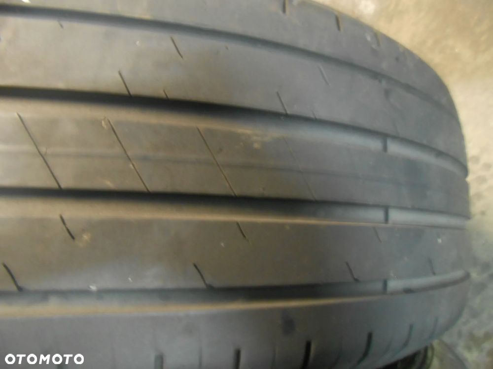 OPONY 245/65R17 GOODYEAR EFFICIENT GRIP SUV DOT 3122 7.1MM - 4