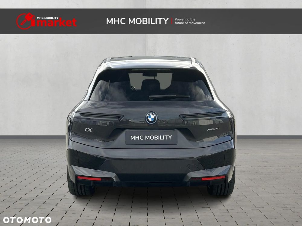 BMW iX xDrive40 76.6kWh - 6