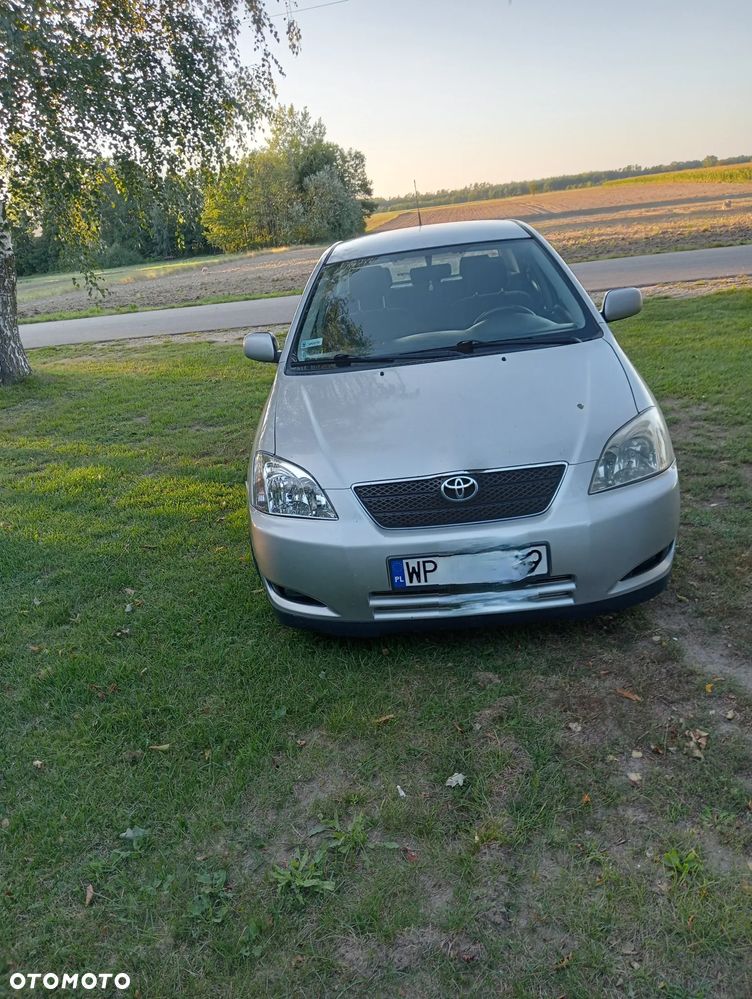 Toyota Corolla 2.0 D-4D Base - 4