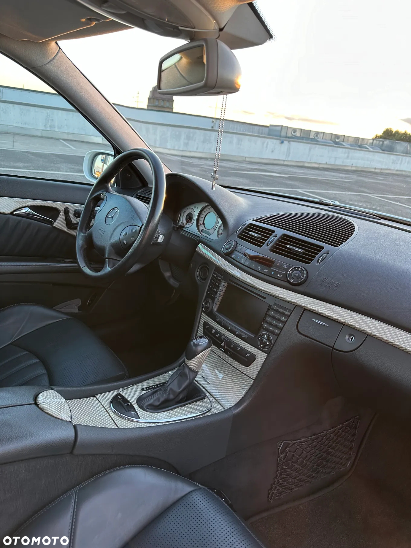 Mercedes-Benz Klasa E 55 AMG - 11