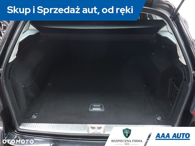 Mercedes-Benz Klasa E - 15