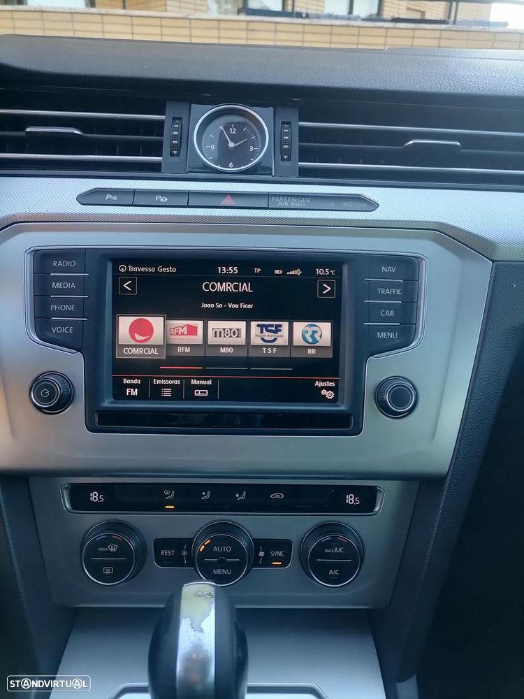 VW Passat Variant 1.6 TDI Confortline DSG - 14