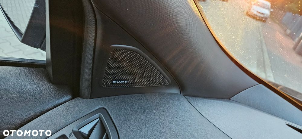 Ford Kuga 2.0 TDCi 4x4 ST-Line - 28