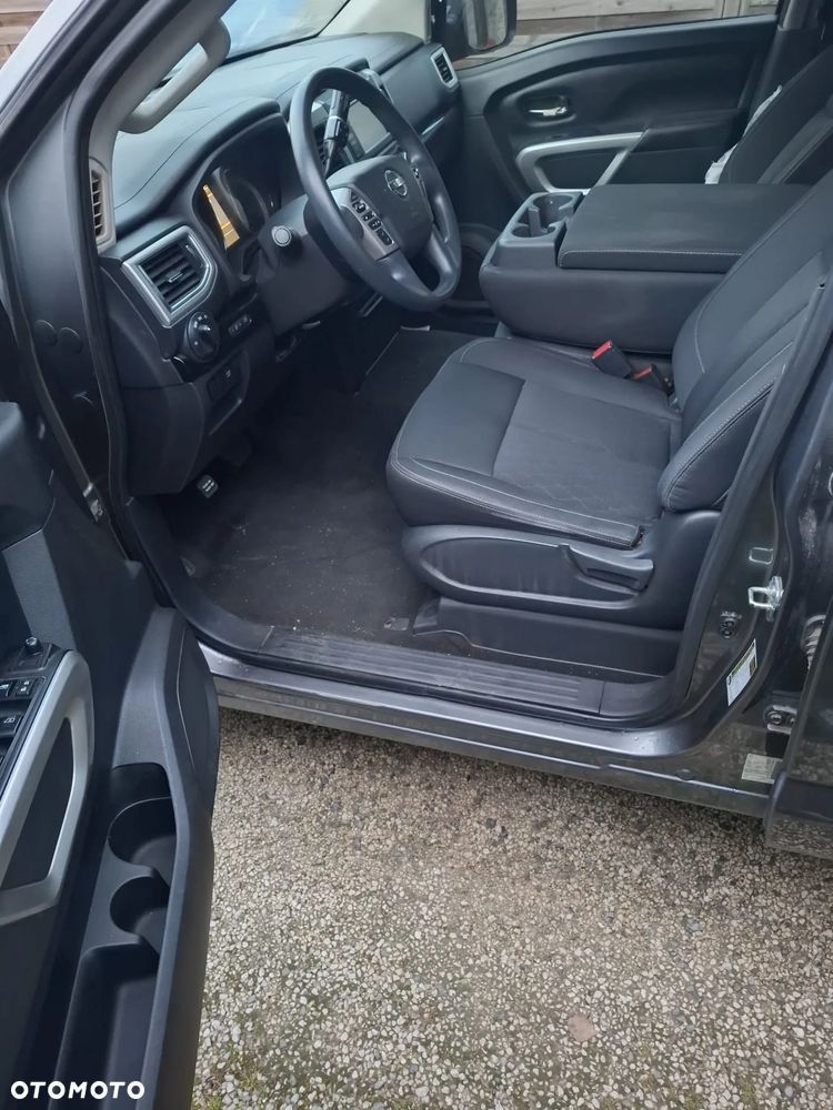 Nissan Titan 5.6 V8 SE Crew Cab - 7
