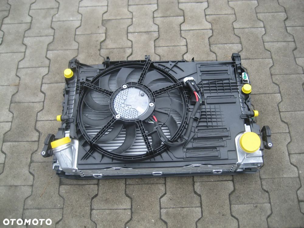 bmw 2 u06 x1 u11 f70 mini f65 22-26r benzyna chłodnica wody wentylator 5a7ee95 1999 5yy1380b 4a10605 wersja usa - 1