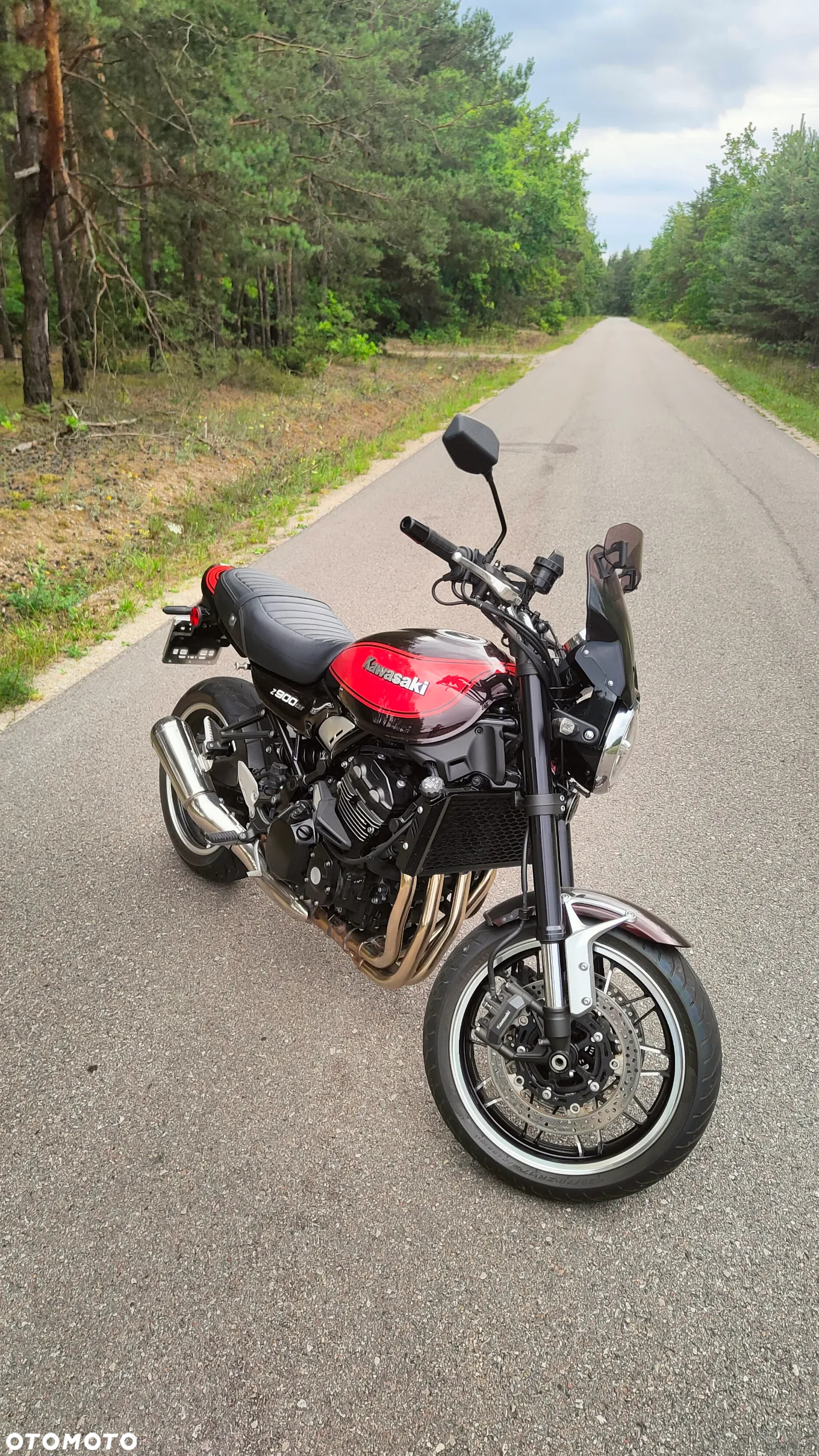 Kawasaki Z 900 RS - 5