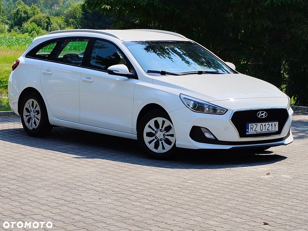 Hyundai i30 1.6 D Classic + - 1