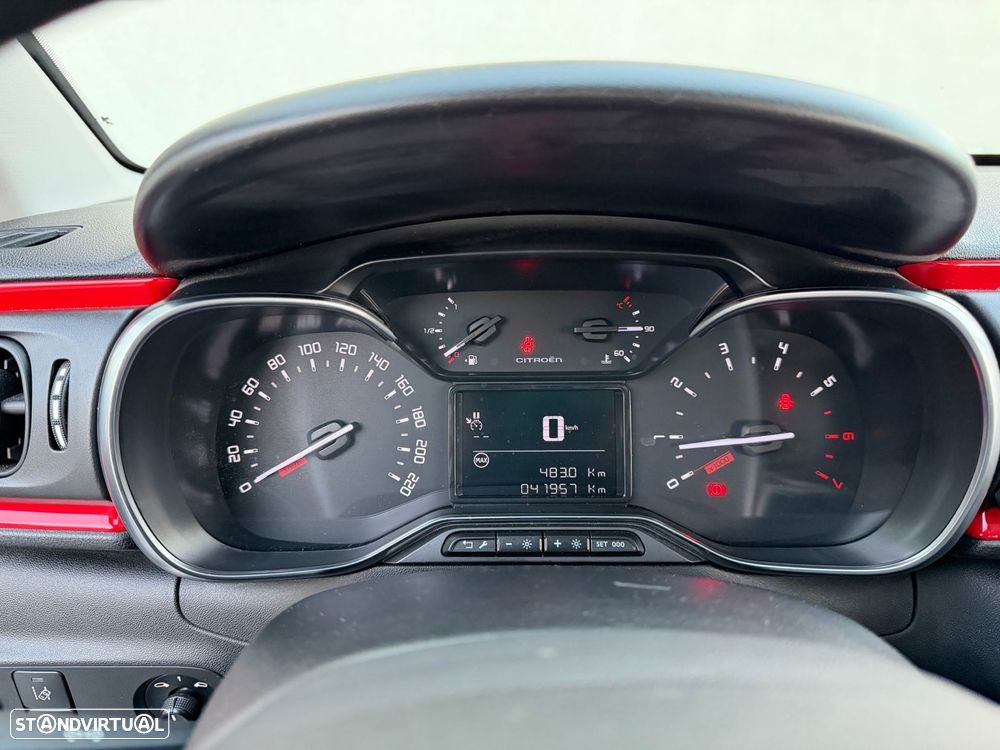 Citroën C3 1.2 PureTech Shine - 2