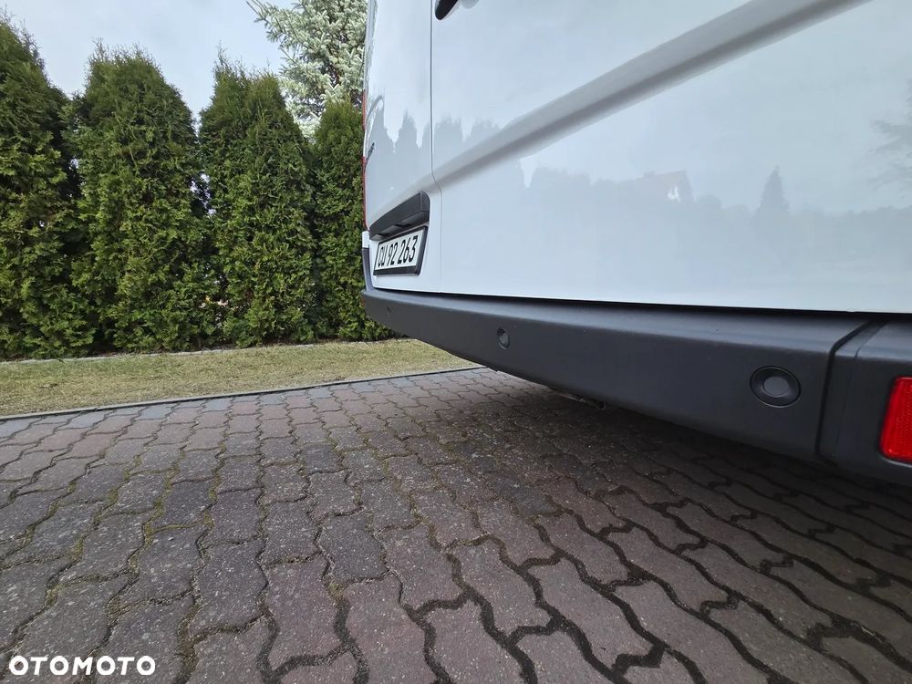 Mercedes-Benz Sprinter - 21