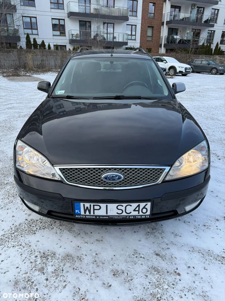 Ford Mondeo 2.0 TDCi Ghia - 11