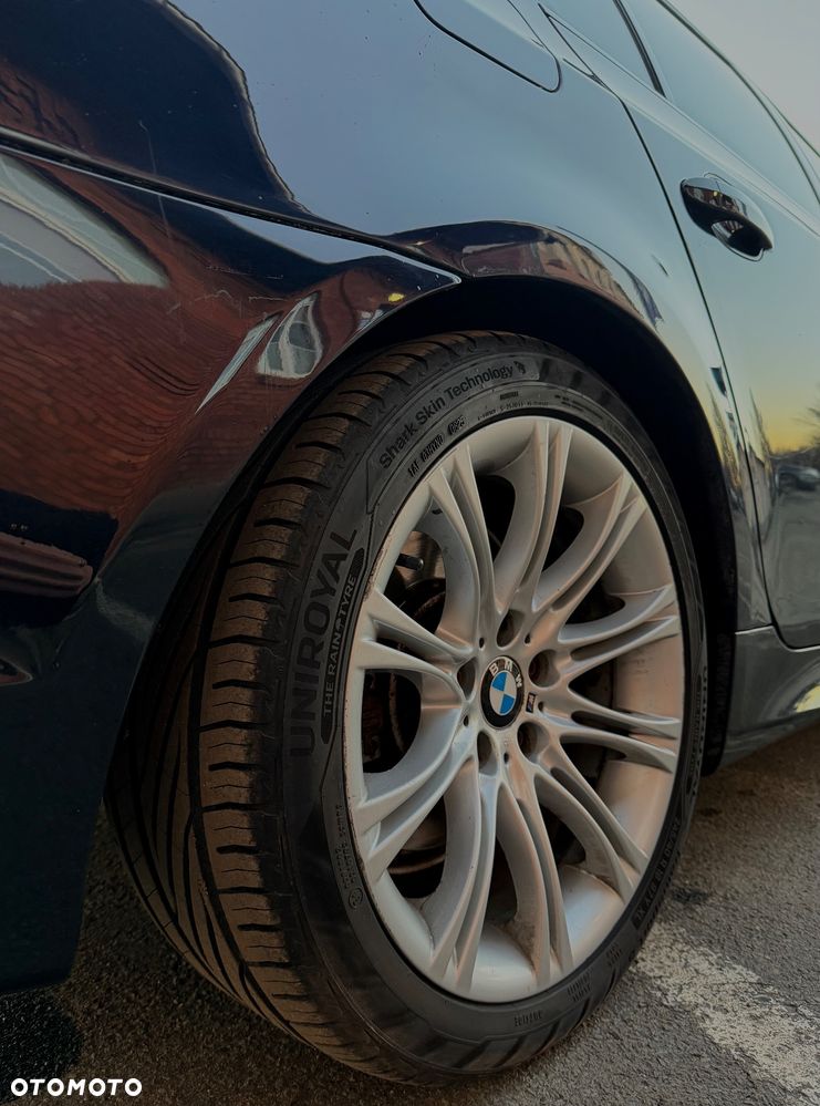 BMW Seria 5 520d Edition Exclusive - 13