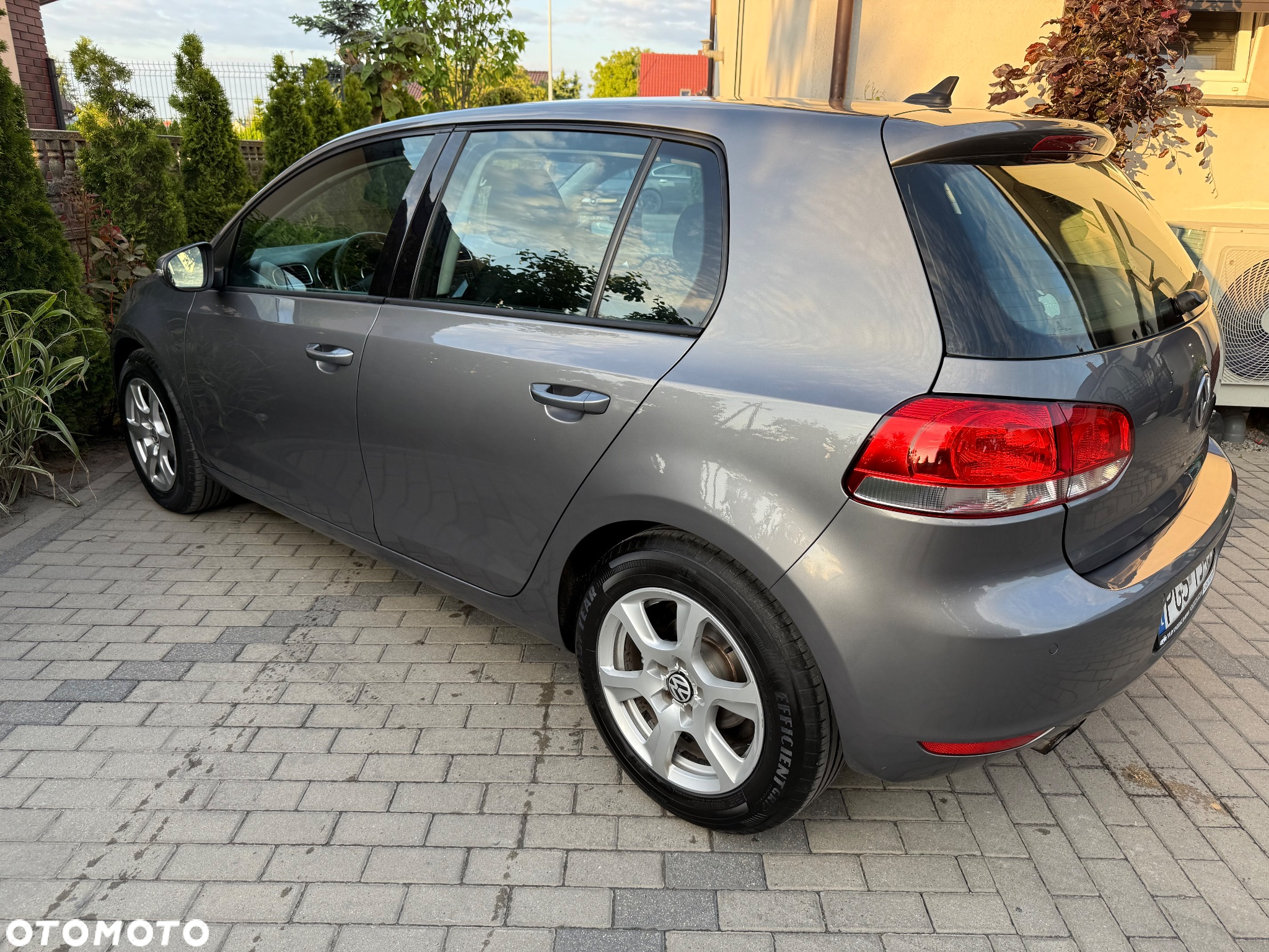 Volkswagen Golf Variant 1.4 TSI BlueMotion Technology Comfortline - 4