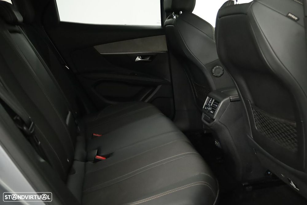 Peugeot 3008 1.2 Hybrid GT e-DCS6 - 23