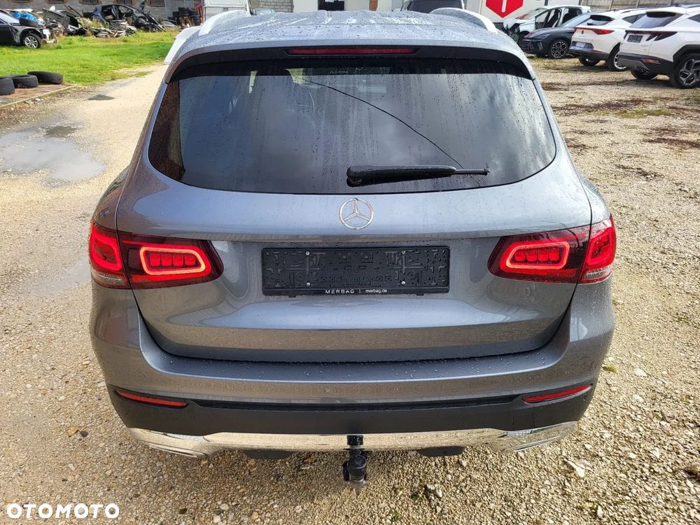 Mercedes-Benz GLC 220 d 4Matic 9G-TRONIC Exclusive - 8