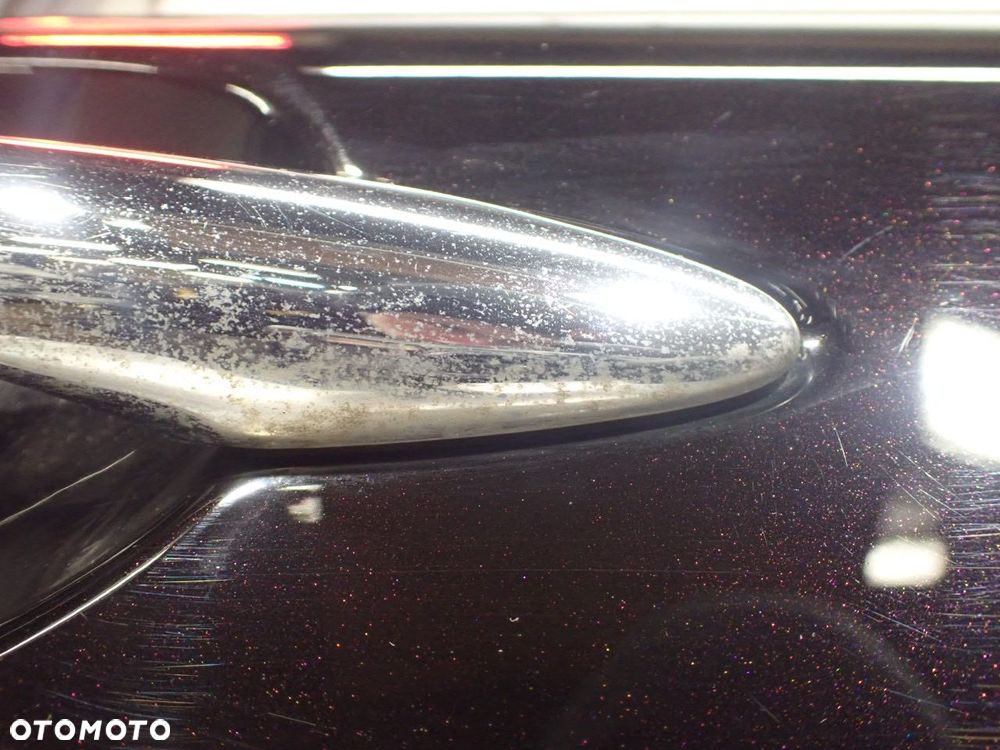 DRZWI PRAWY PRZÓD INFINITI M37X KOL:GAC - 18