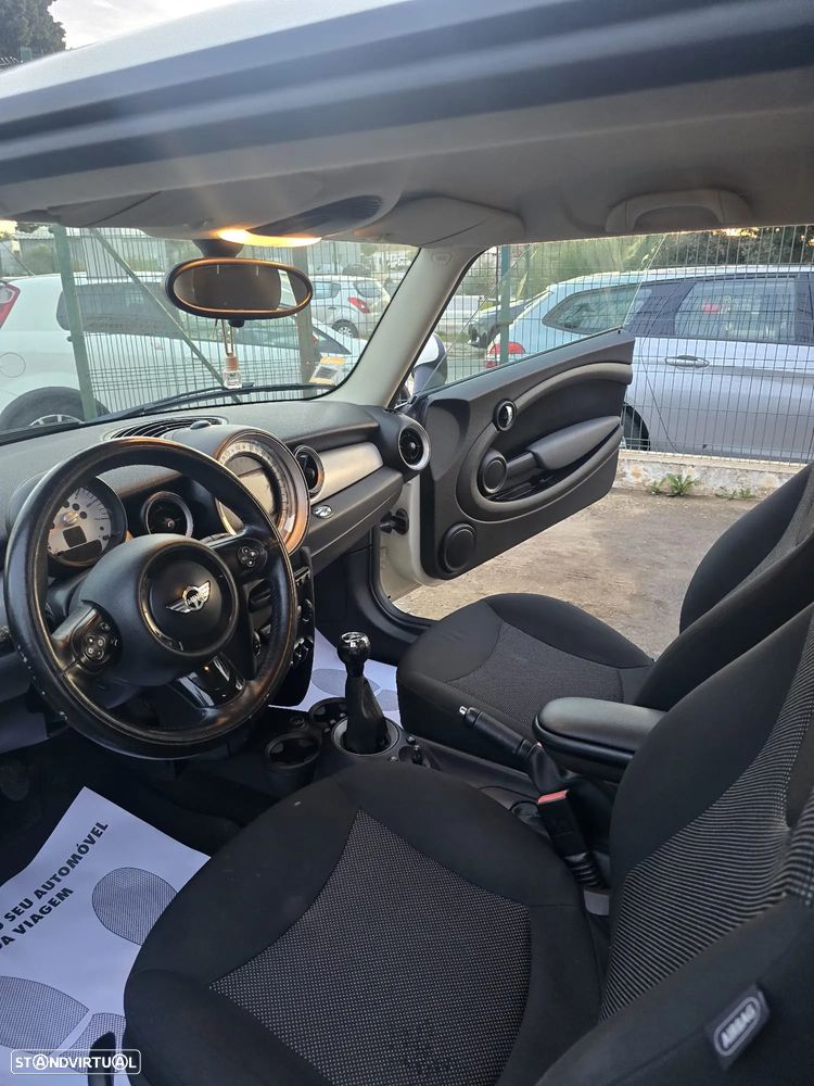 MINI 3 Portas - 6