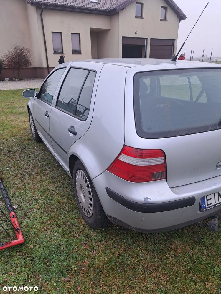 Volkswagen Golf 1.4 Comfortline - 6