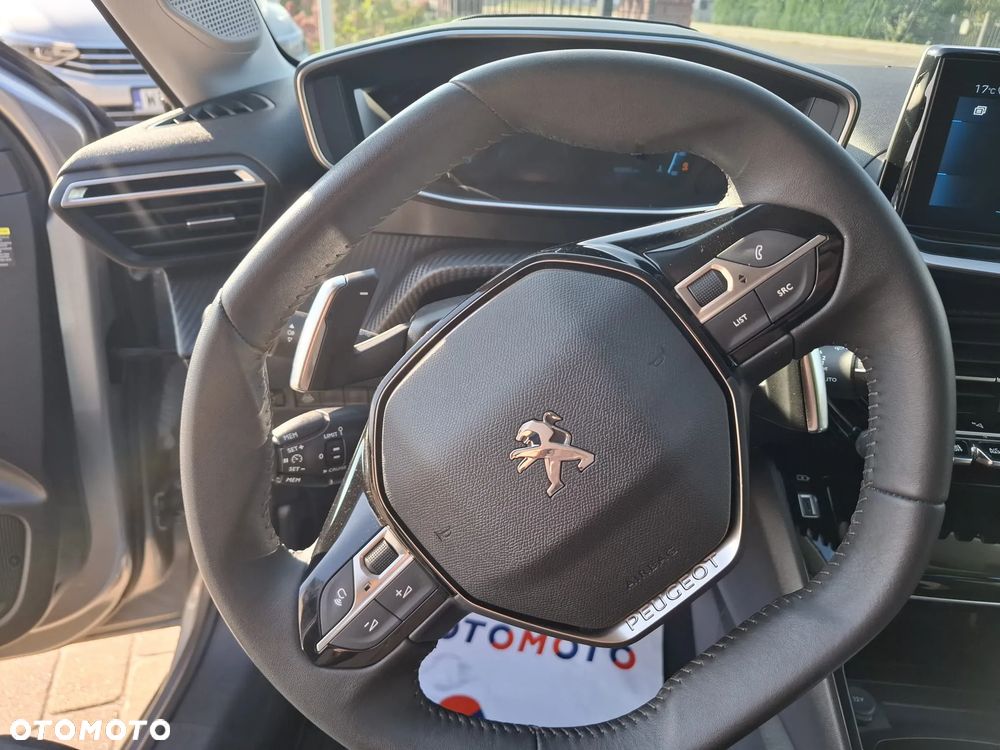 Peugeot 208 PureTech 100 EAT8 Allure Pack - 21