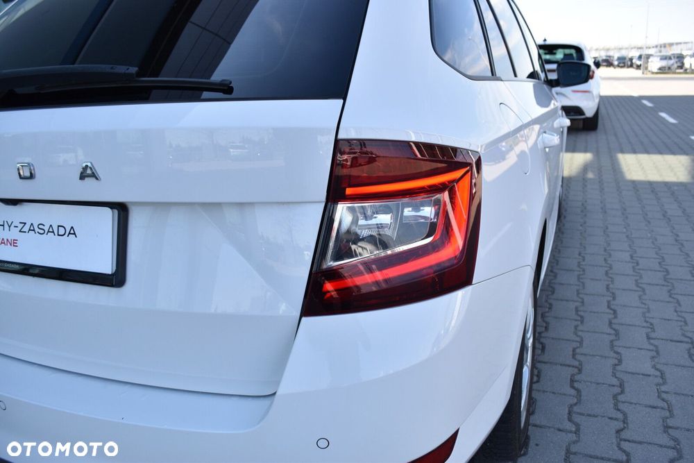 Skoda Fabia 1.0 TSI Ambition Plus - 32