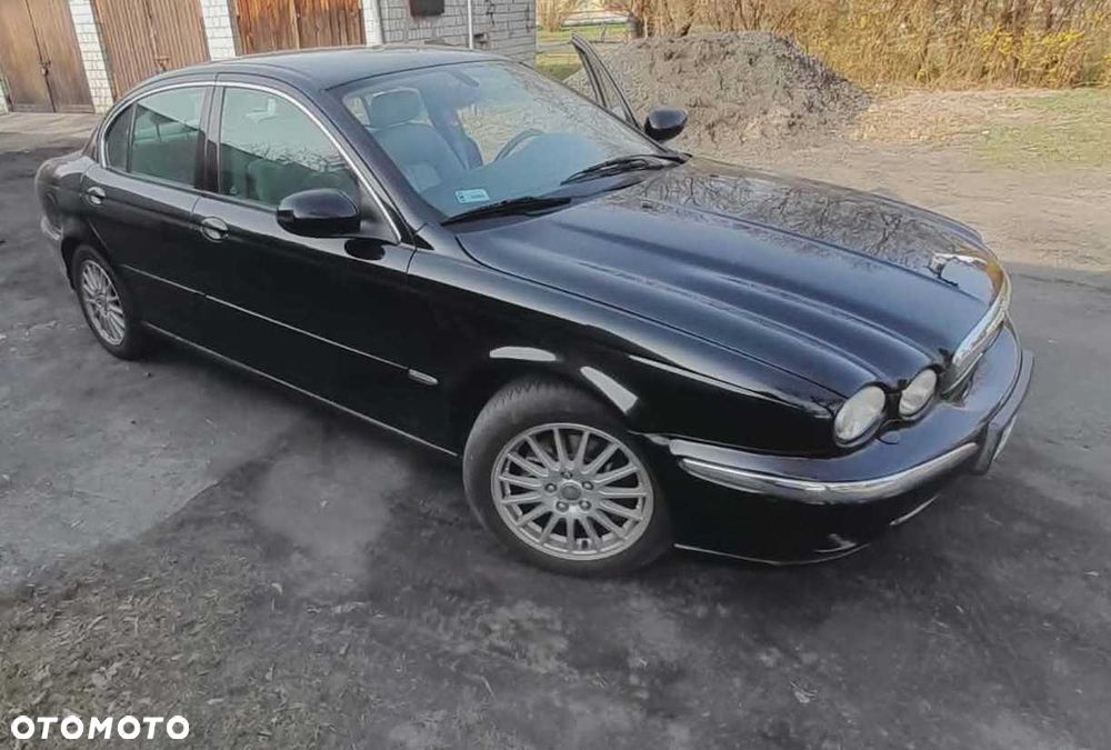 Jaguar X-Type - 1