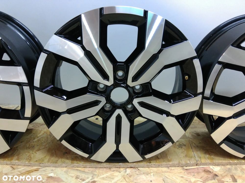 DACIA DUSTER II 17-> ALUFELGI 403005180R FELGI ALUMINIOWE 17" 6.5J ET50 5X114.3 KOMPLET ALUFELG ALU FELGA - 6