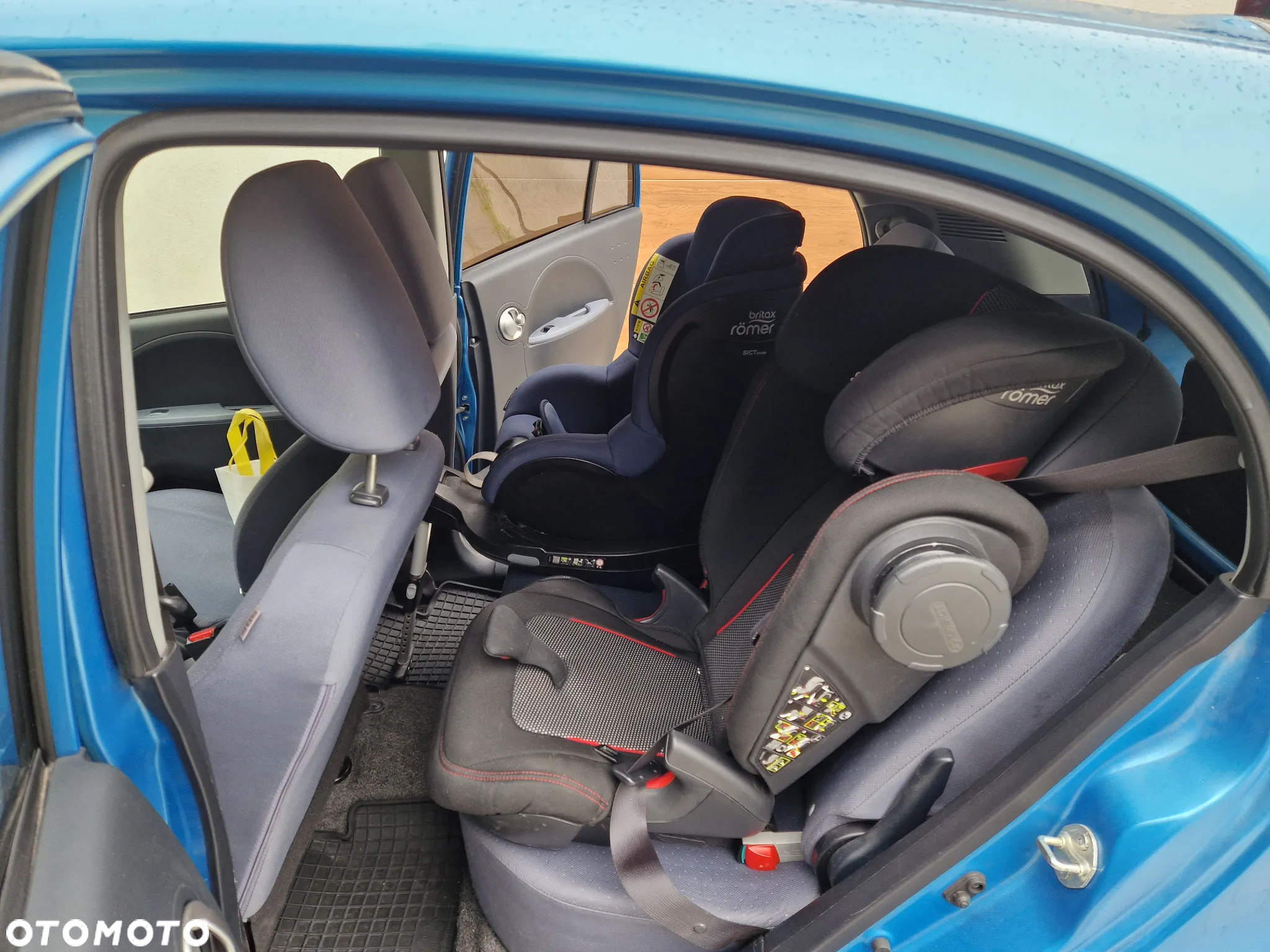 Peugeot iOn - 11
