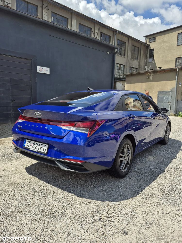 Hyundai Elantra 1.6 Modern - 16