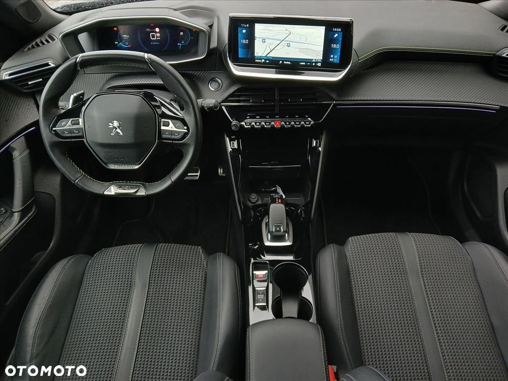 Peugeot 2008 1.2 PureTech GT S&S - 8