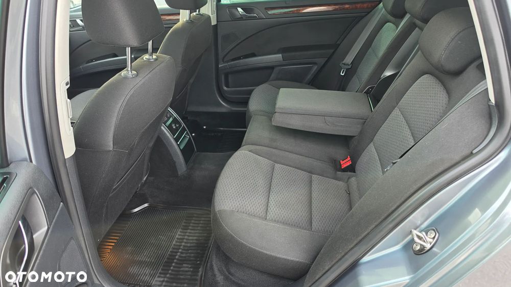 Skoda Superb 2.0 TDI DSG Elegance - 16